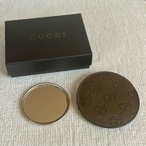Vintage Gucci Compact Mirror w/ box - Picture 5 of 7